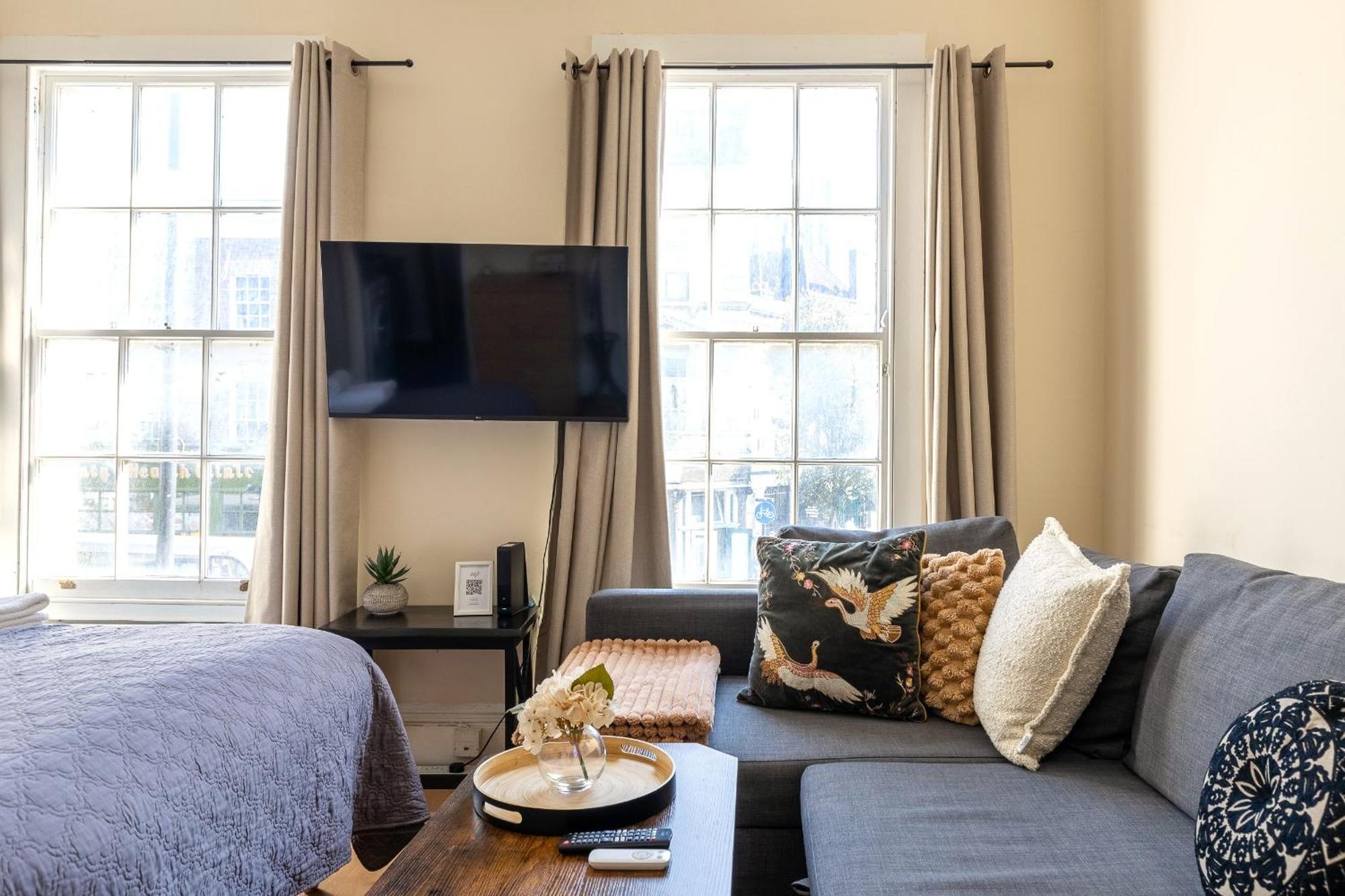 Апартаменты Kings Cross Pad Лондон Экстерьер фото